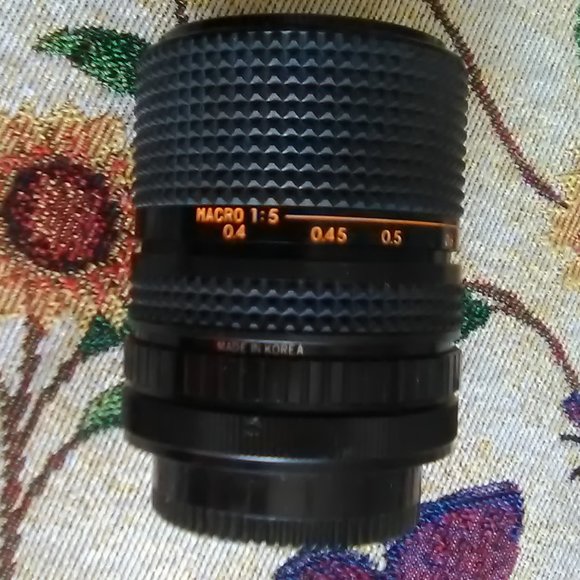 Two Touch Macro Camera Lens - Picture 3 of 5